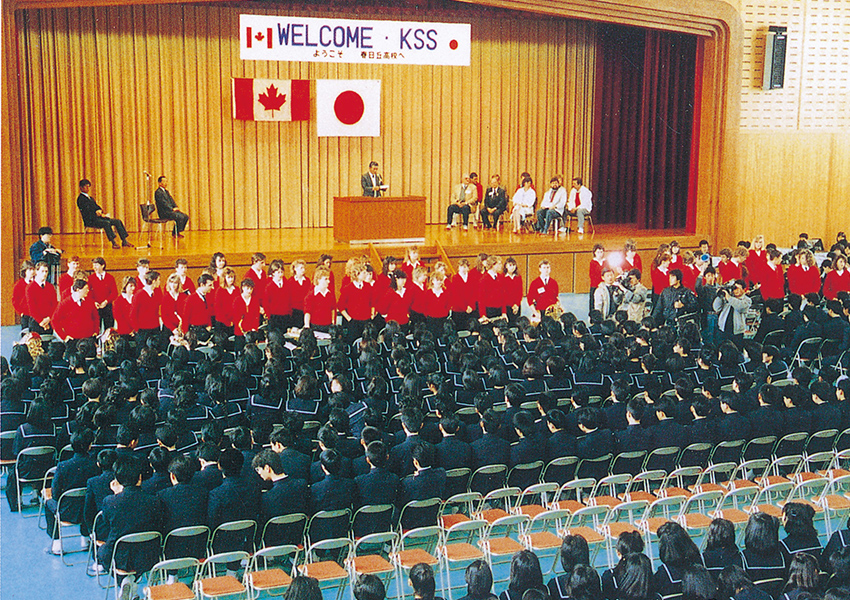 中部大学附属春日丘高等学校とケローナ・セカンダリースクールとの交歓会