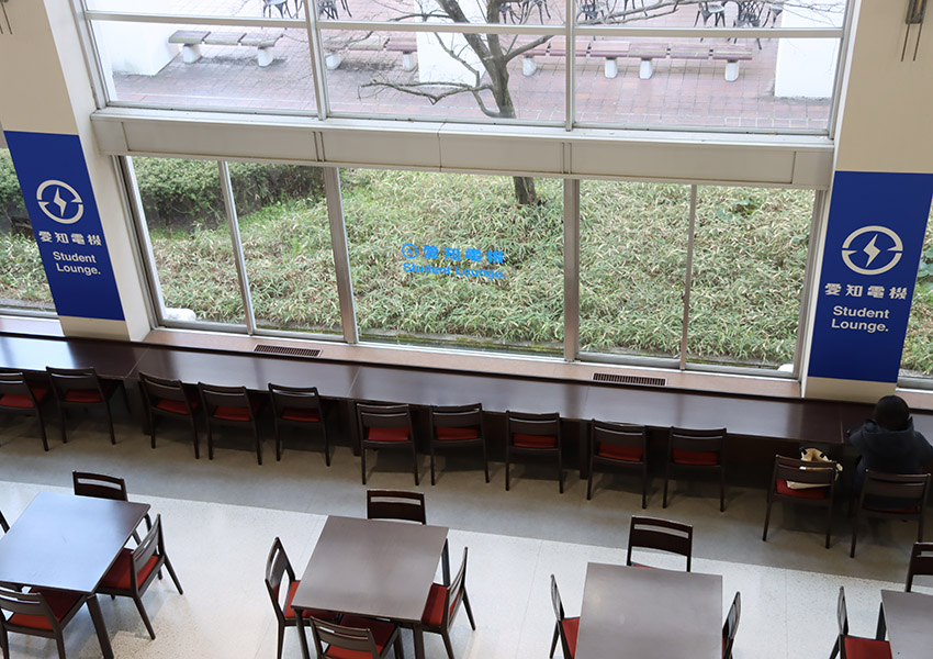 愛知電機Student Lounge.