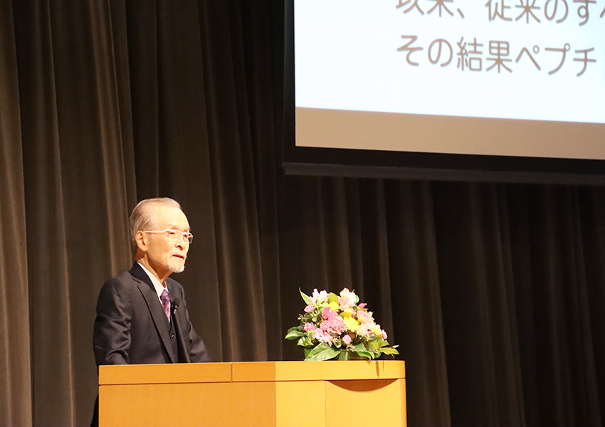 研究について語る